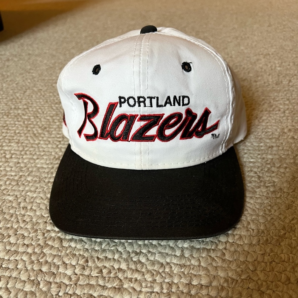 Vintage Sports Specialties Portland Trailblazers SnapBack